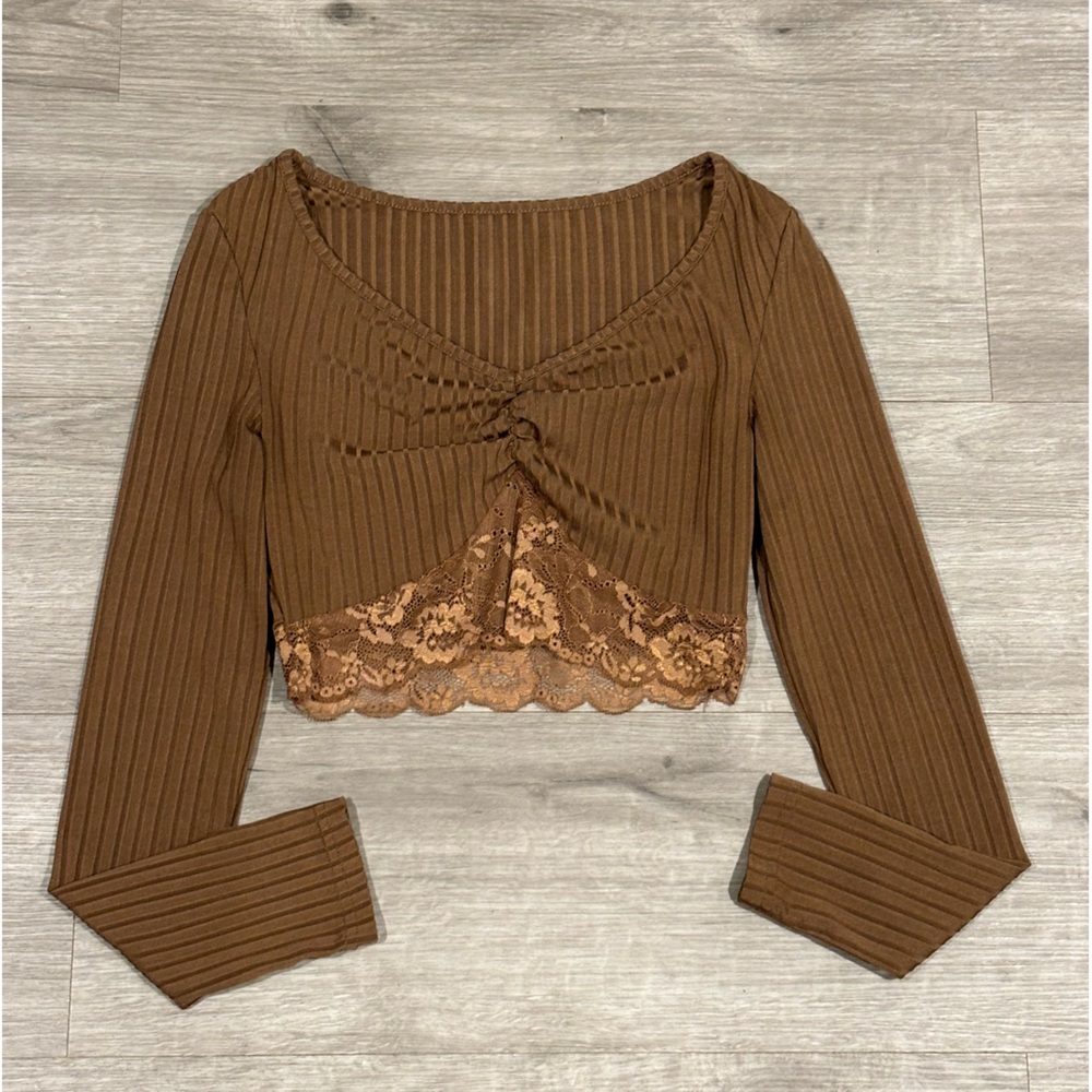 Brown Ribbed Long Sleeve Lace Tee